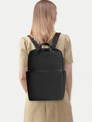 Mochila Delani portalaptop hasta 15.6" - Negro