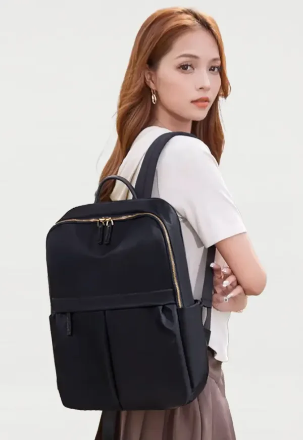 Mochila Alicent portalaptop hasta 15.6" - Negro